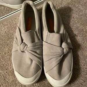 Rocket dog gray slip on sneakers
